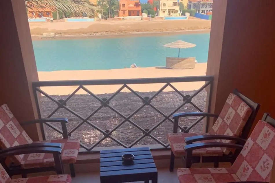 elgouna rent 2bedroom flat view west golf