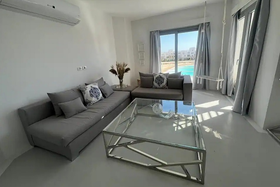 el gouna swan lake penthouse living room