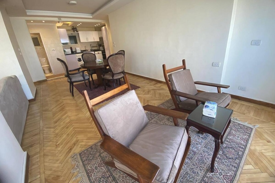 zamalek 2-bed apartment dining room cairo property