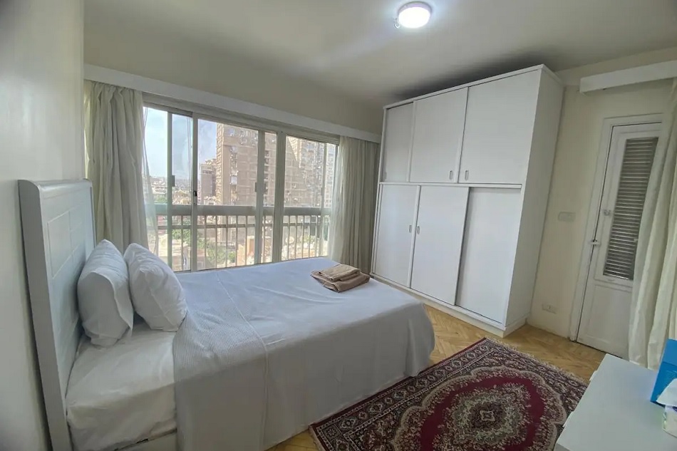 zamalek 2bed property to rent double-bedroom